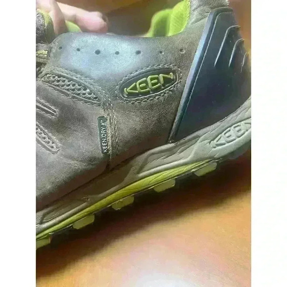Keen Mens Hiking boots size 10.5 - Picture 2 of 7